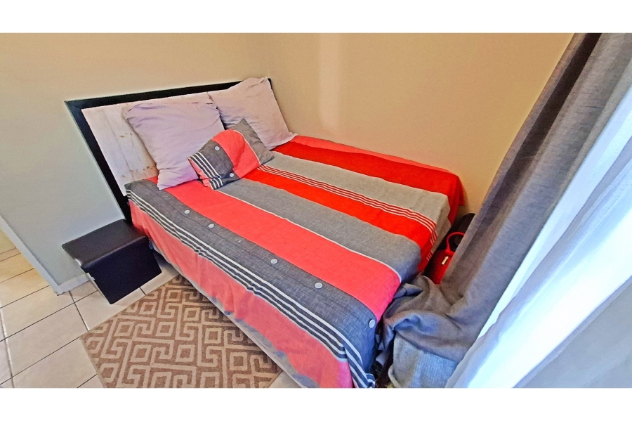 2 Bedroom Property for Sale in Broadlands Village Western Cape
